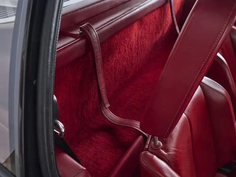 1986 Ferrari Testarossa - Image 23 of 31