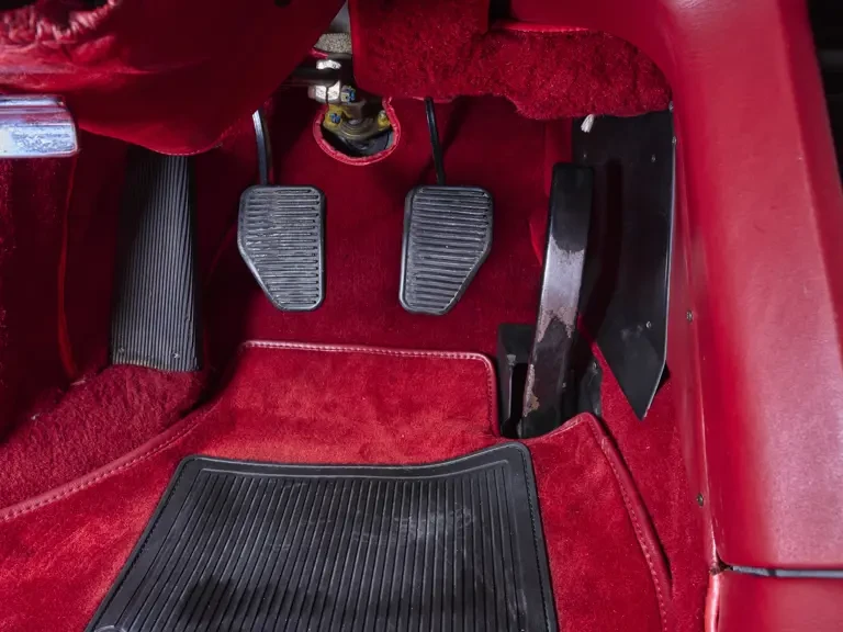 1986 Ferrari Testarossa - Image 16 of 31