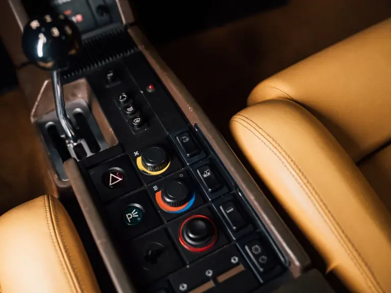 1986 Ferrari Testarossa - Image 16 of 31