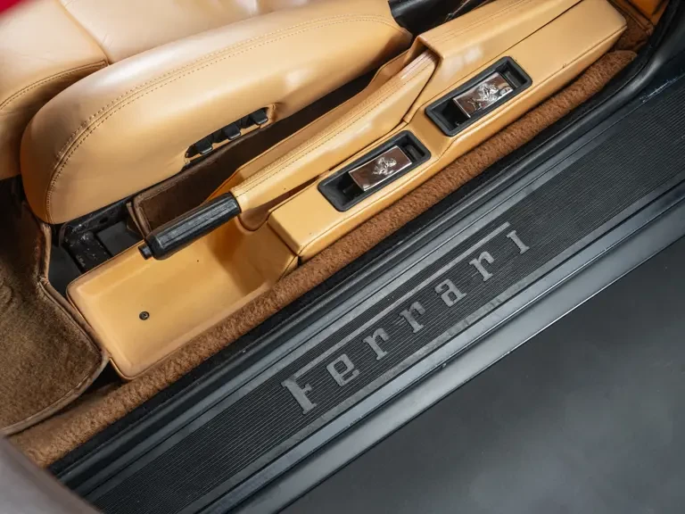 1986 Ferrari Testarossa - Image 15 of 31