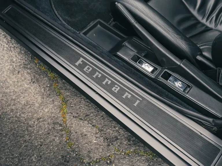 1986 Ferrari Testarossa - Image 27 of 31