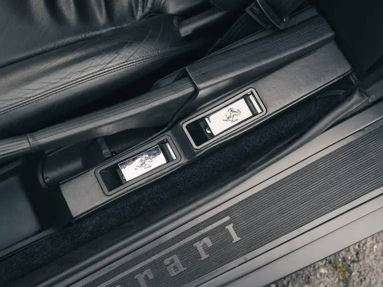 1986 Ferrari Testarossa - Image 28 of 31