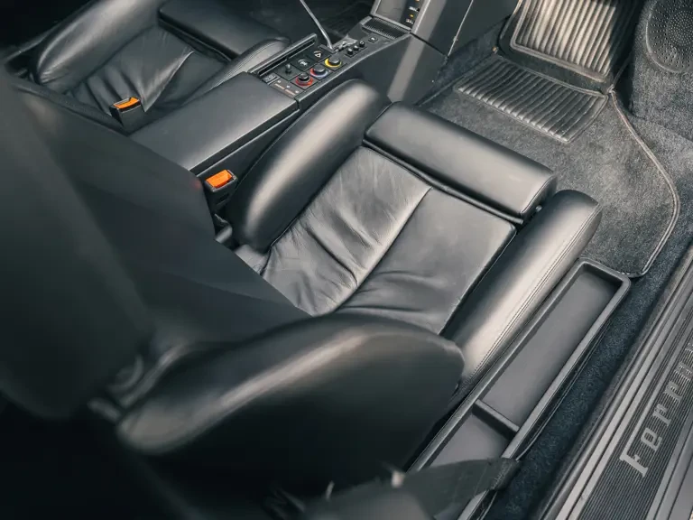 1986 Ferrari Testarossa - Image 23 of 31
