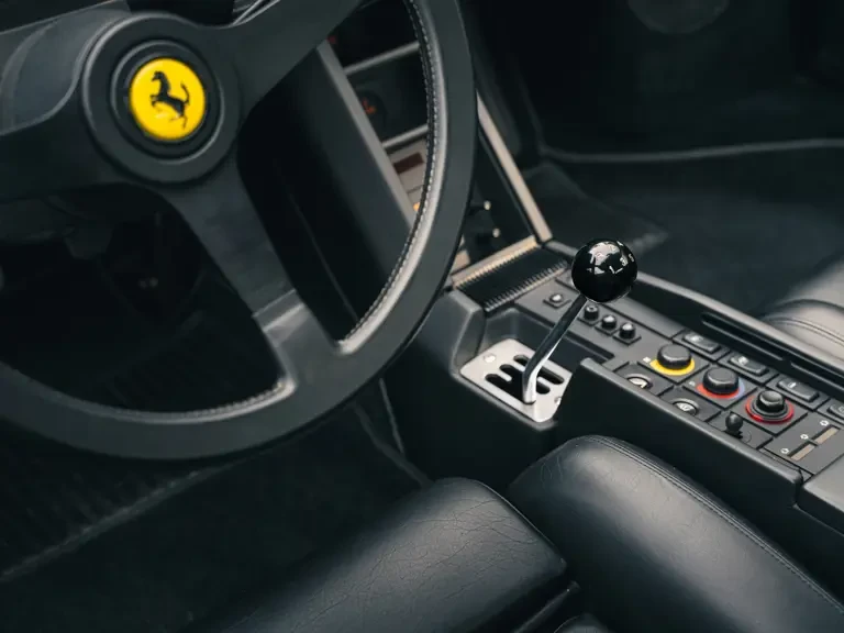 1986 Ferrari Testarossa - Image 15 of 31