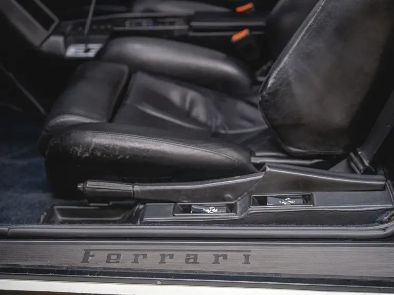 1986 Ferrari Testarossa - Image 28 of 31