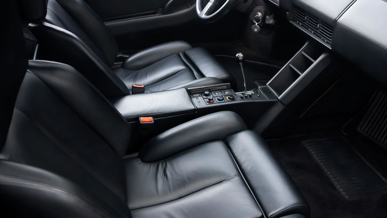1986 Ferrari Testarossa - Image 7 of 10