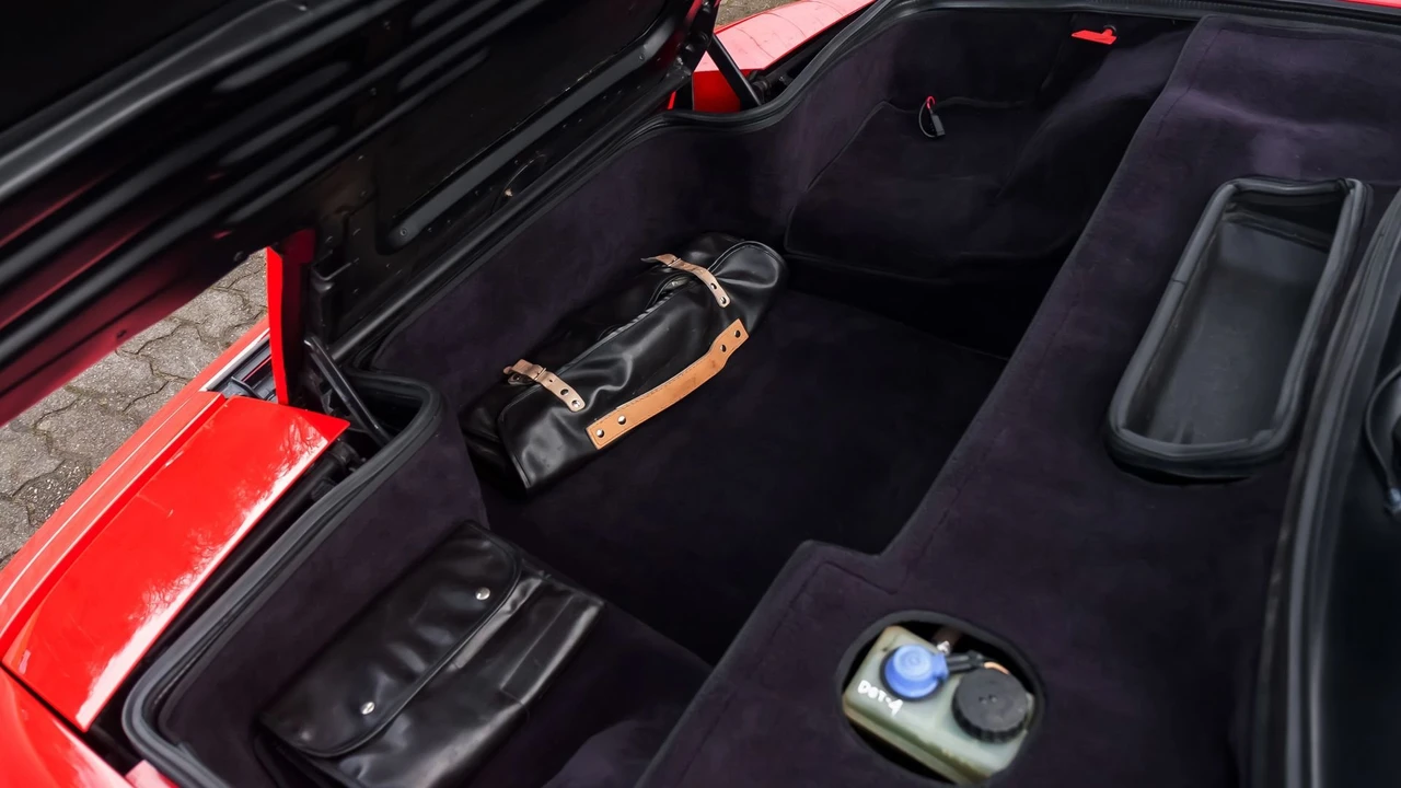 1986 Ferrari Testarossa - Image 10 of 10