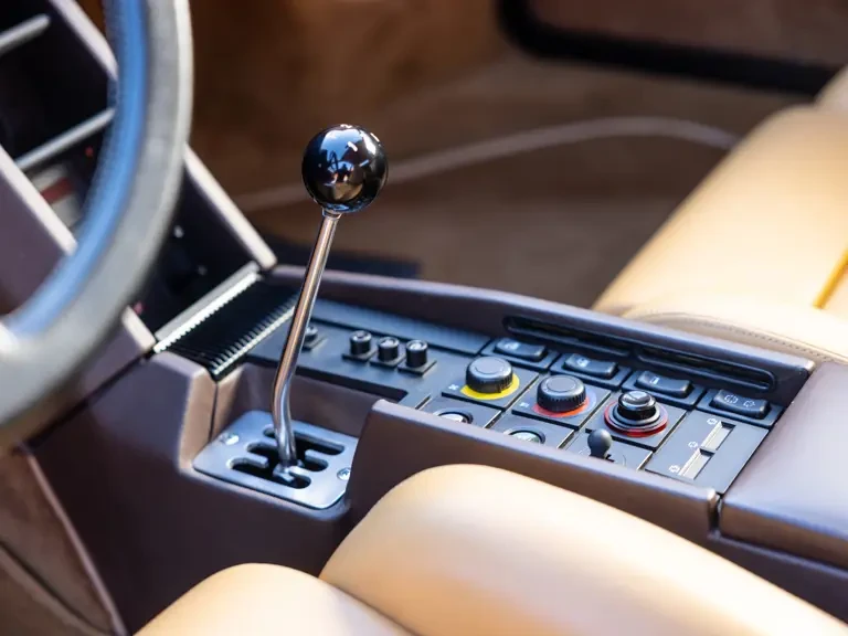 1986 Ferrari Testarossa - Image 19 of 31