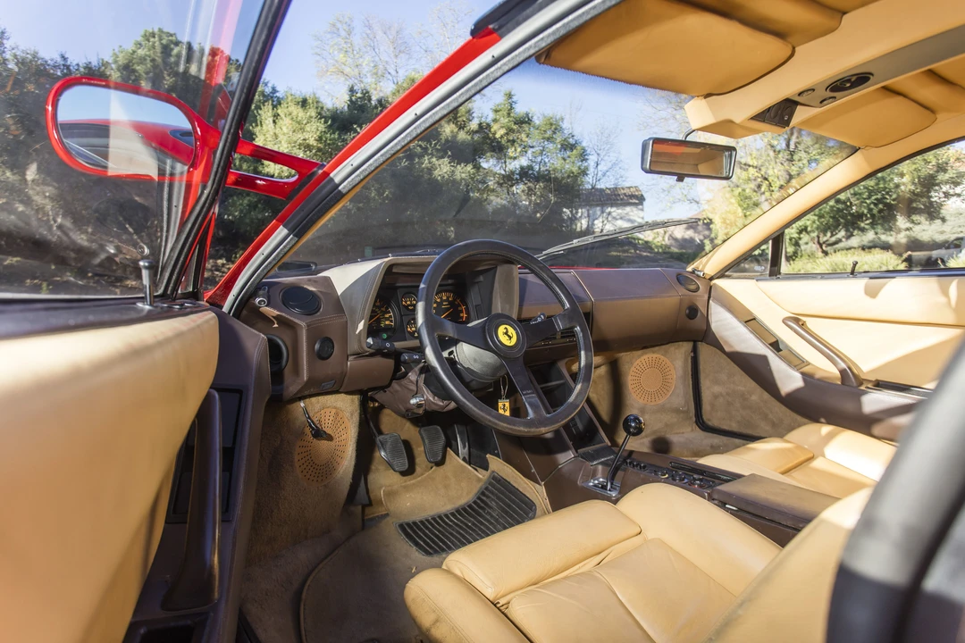 1986 Ferrari Testarossa - Image 27 of 31