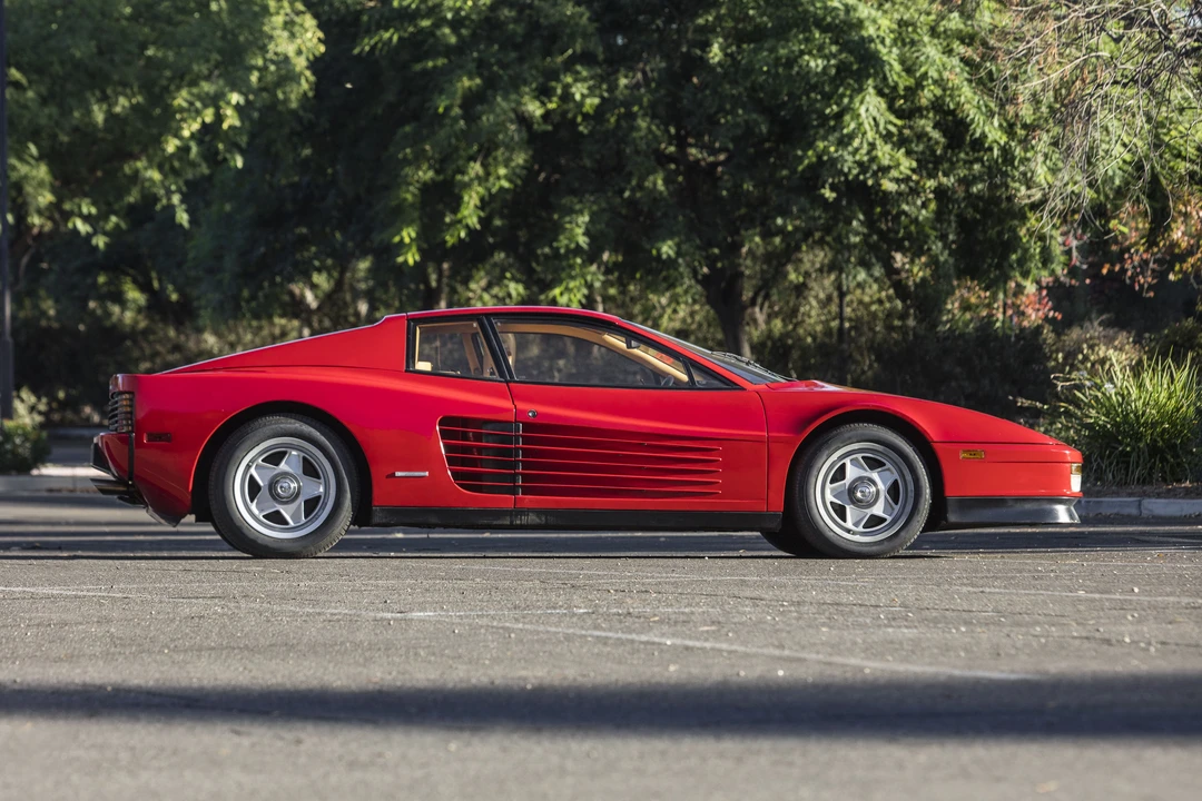 1986 Ferrari Testarossa - Image 25 of 31