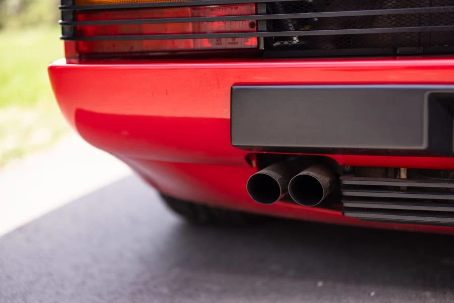 1986 Ferrari Testarossa - Image 28 of 31