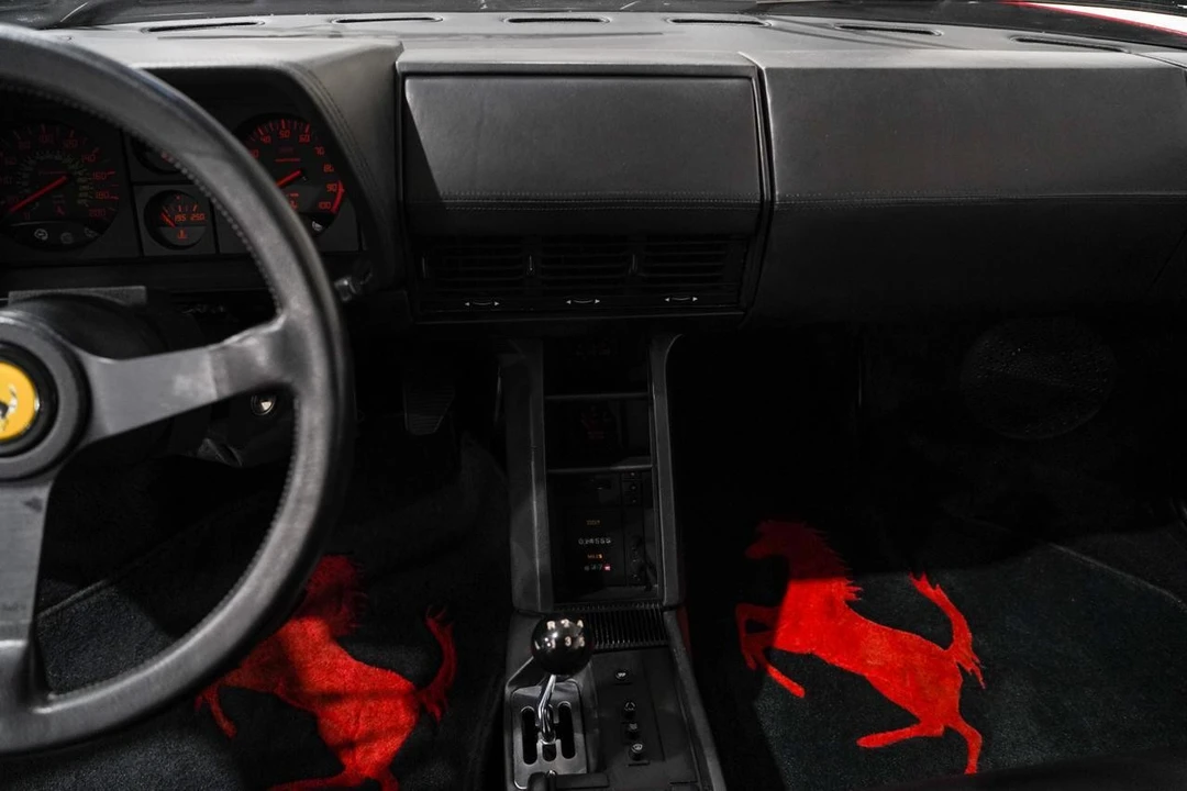 1986 Ferrari Testarossa - Image 11 of 21