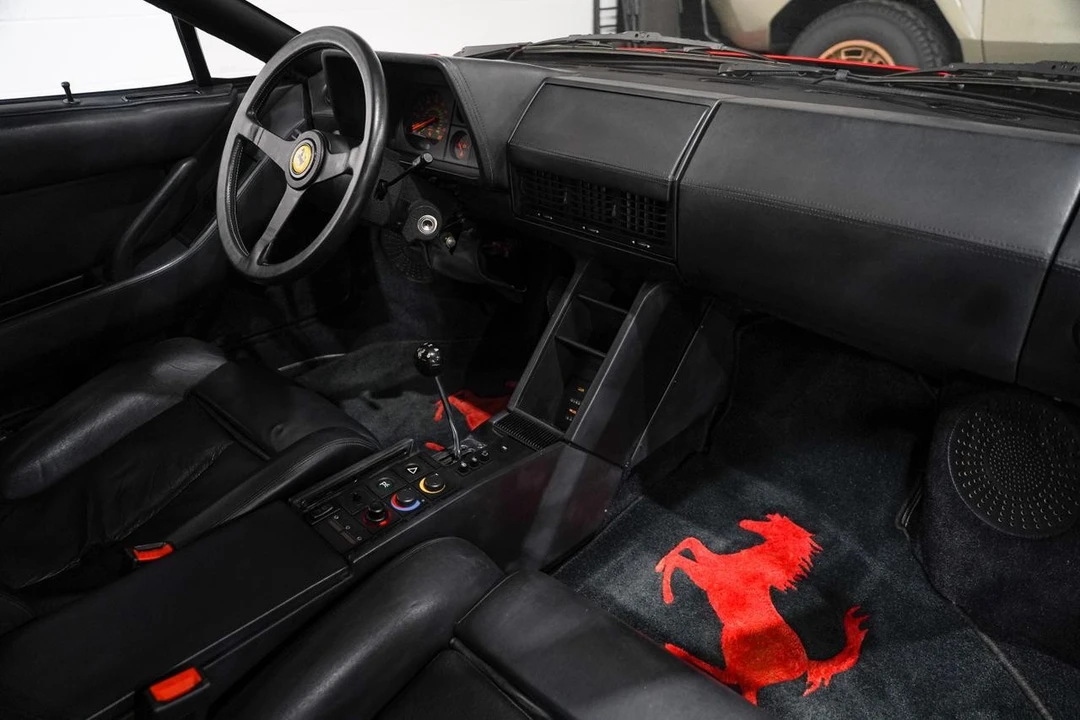 1986 Ferrari Testarossa - Image 15 of 21