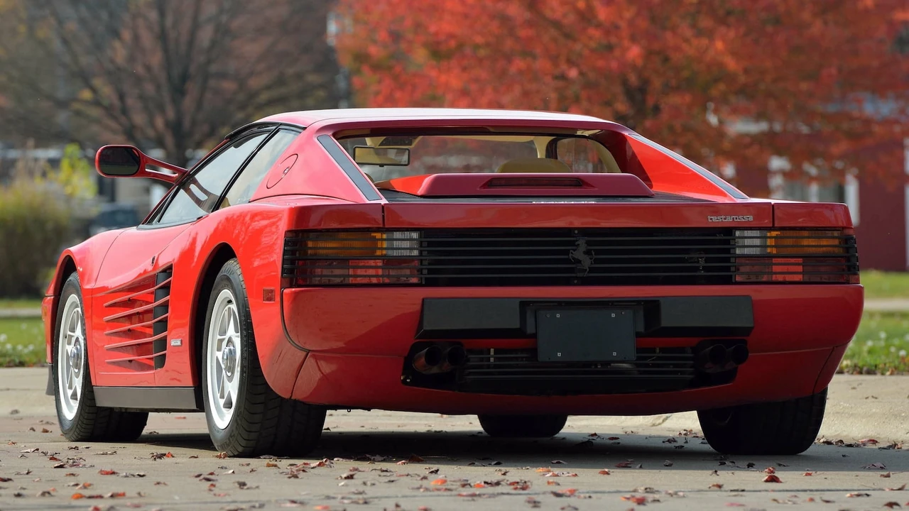 1986 Ferrari Testarossa - Image 25 of 31
