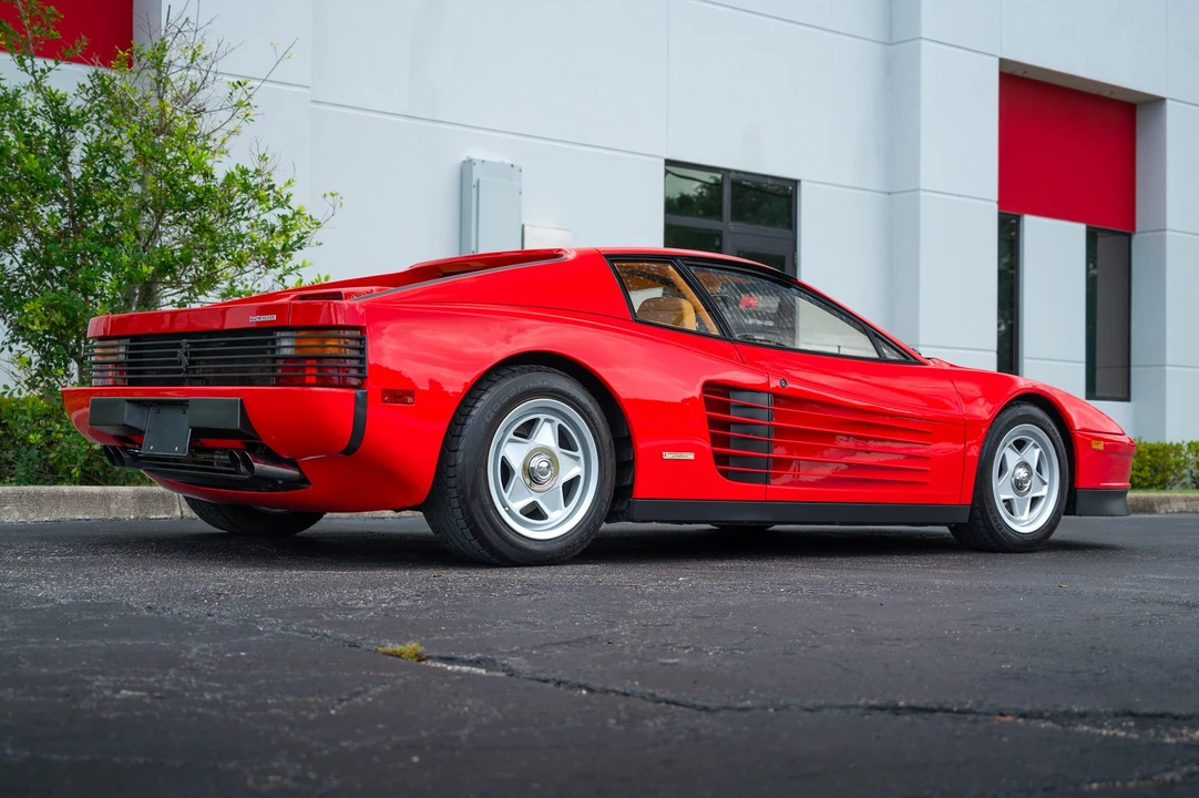 1986 Ferrari Testarossa - Image 10 of 31