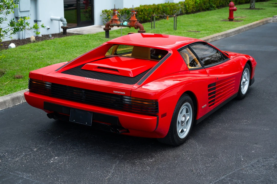1986 Ferrari Testarossa - Image 13 of 31