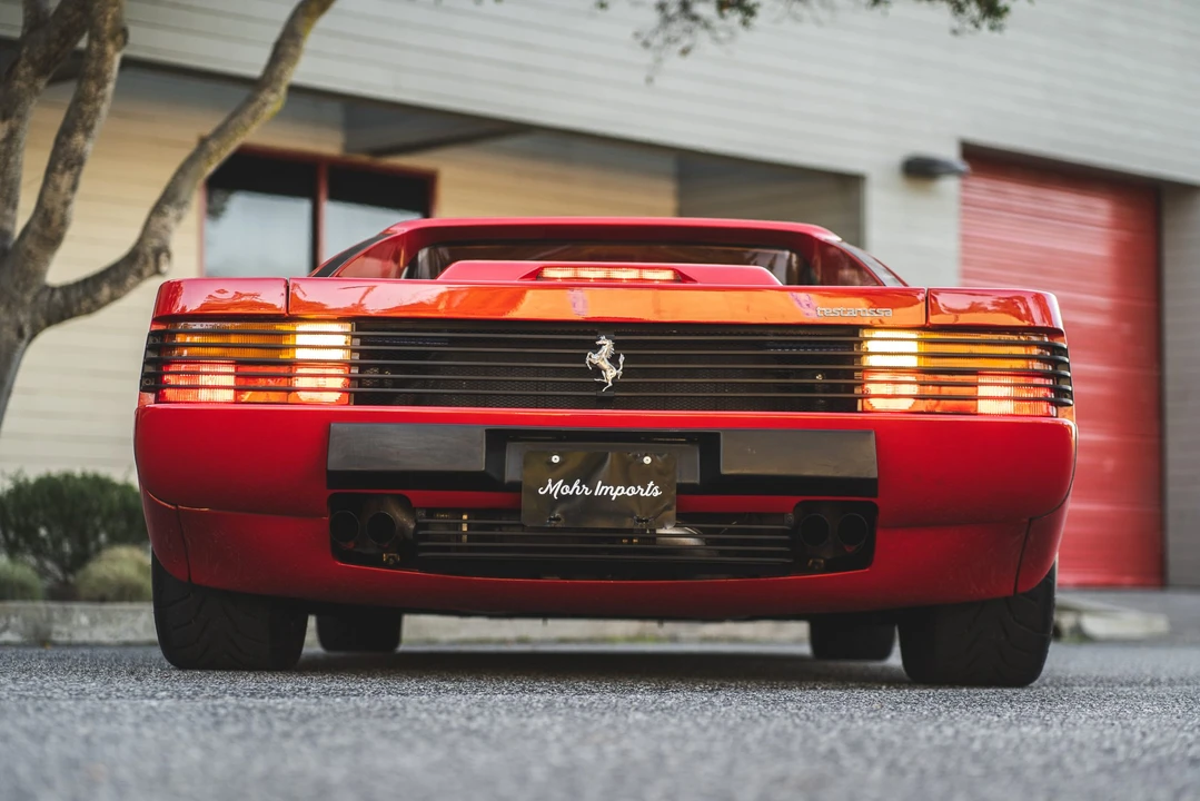 1986 Ferrari Testarossa - Image 24 of 31