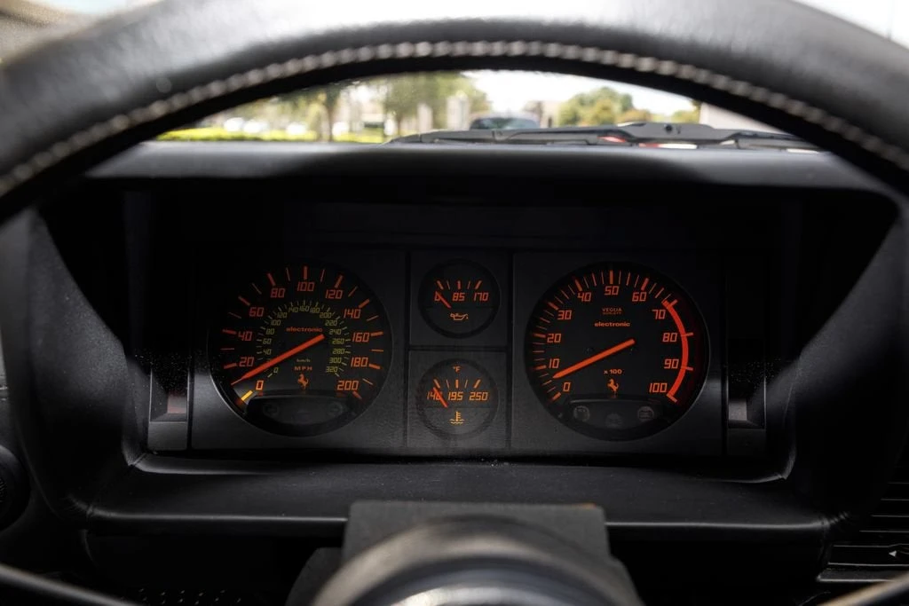 1986 Ferrari Testarossa - Image 22 of 31
