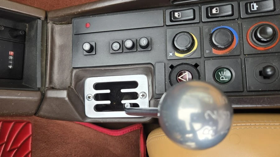1986 Ferrari Testarossa - Image 20 of 31