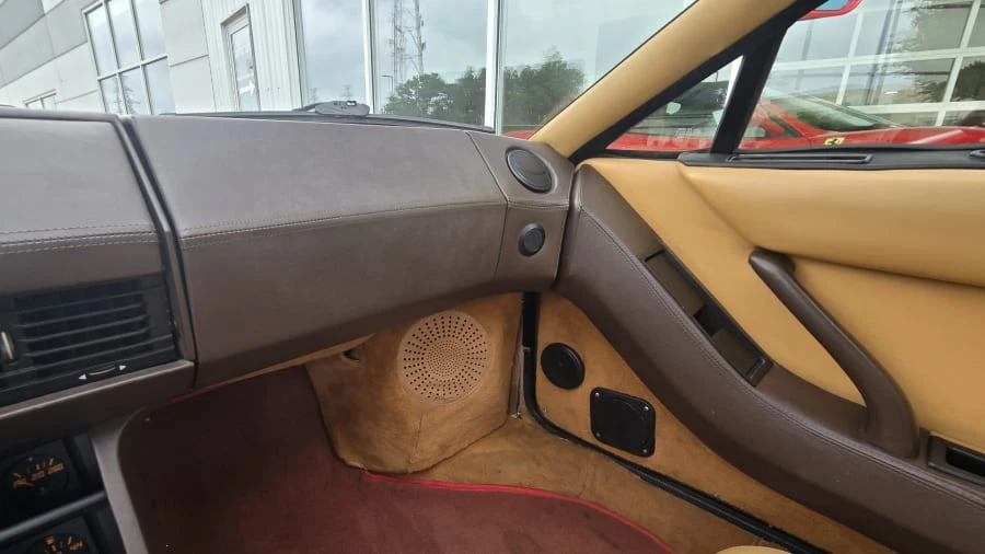 1986 Ferrari Testarossa - Image 20 of 31