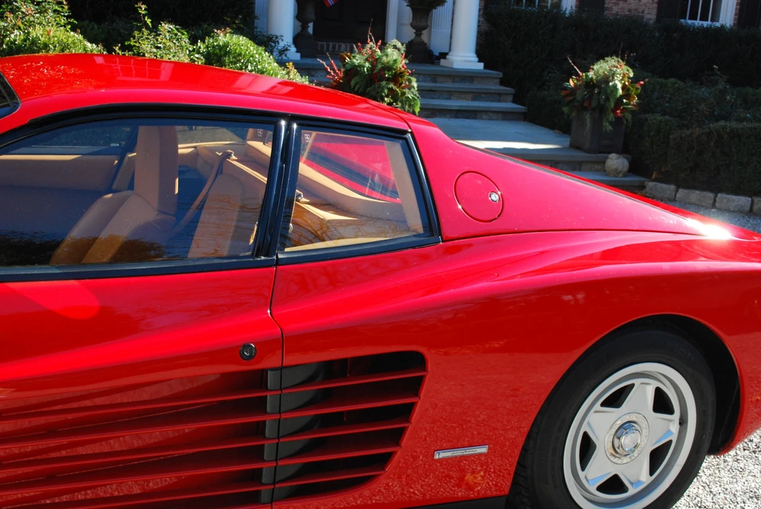 1986 Ferrari Testarossa - Image 28 of 31