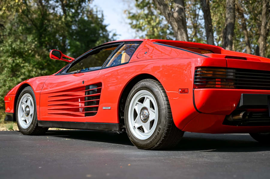 1986 Ferrari Testarossa - Image 16 of 31