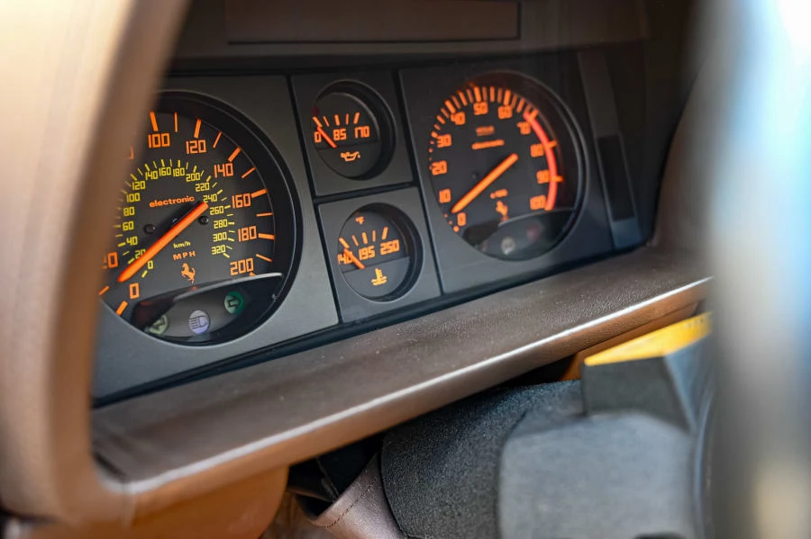 1986 Ferrari Testarossa - Image 22 of 31