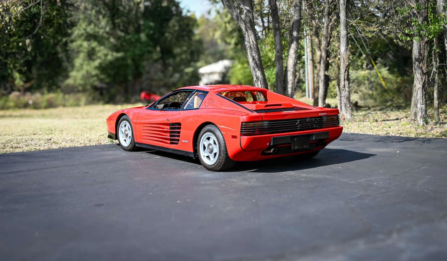 1986 Ferrari Testarossa - Image 15 of 31