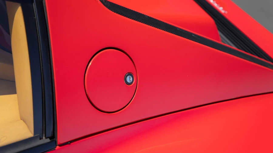 1986 Ferrari Testarossa - Image 17 of 29