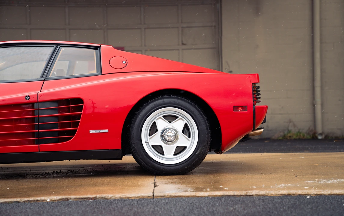 1986 Ferrari Testarossa - Image 13 of 23