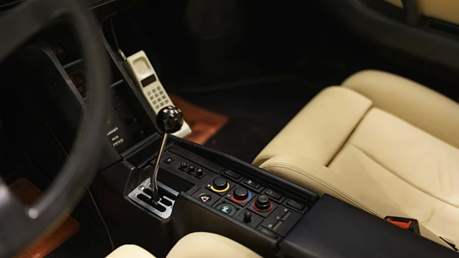 1986 Ferrari Testarossa - Image 9 of 12