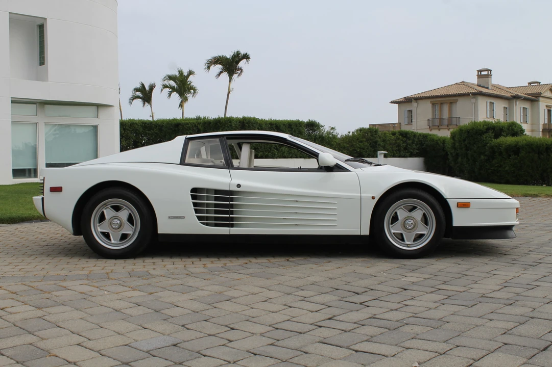 1986 Ferrari Testarossa - Image 20 of 31