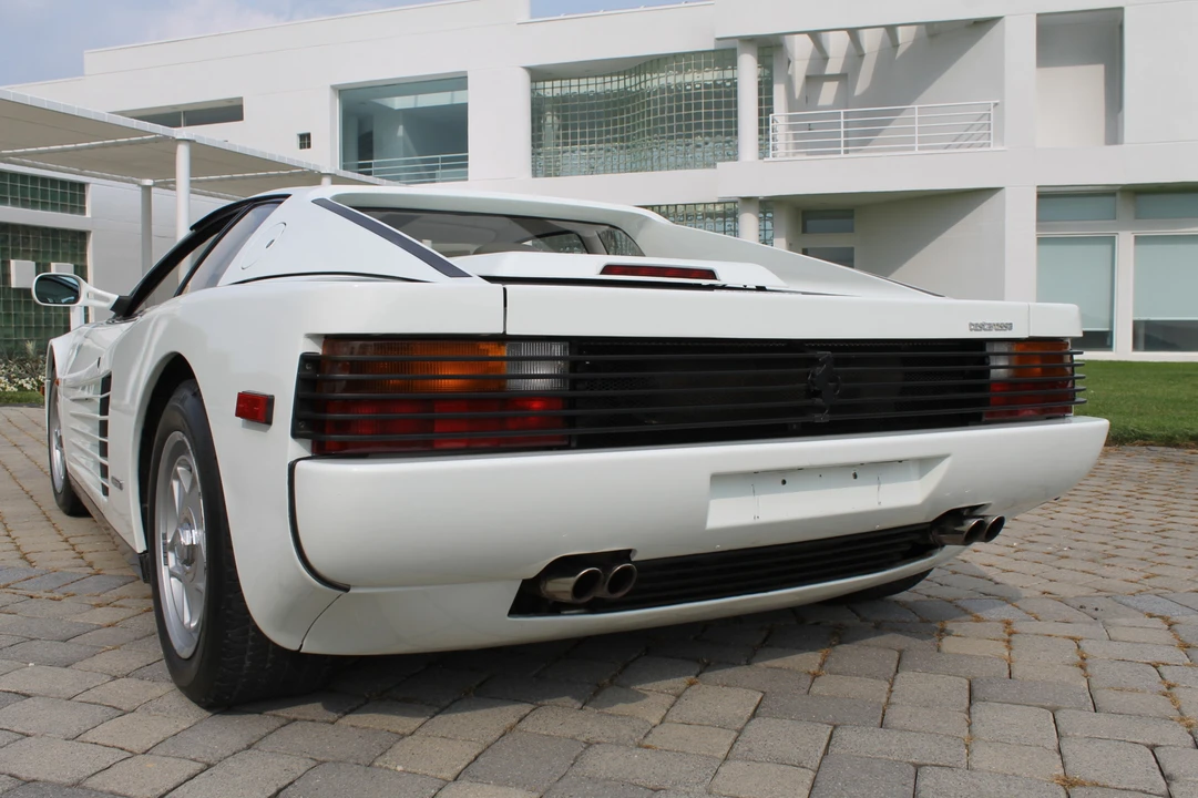 1986 Ferrari Testarossa - Image 26 of 31
