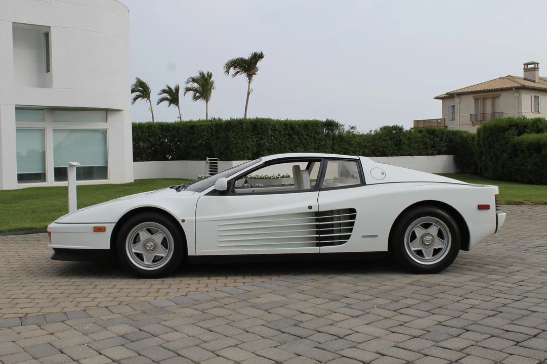 1986 Ferrari Testarossa - Image 2 of 31