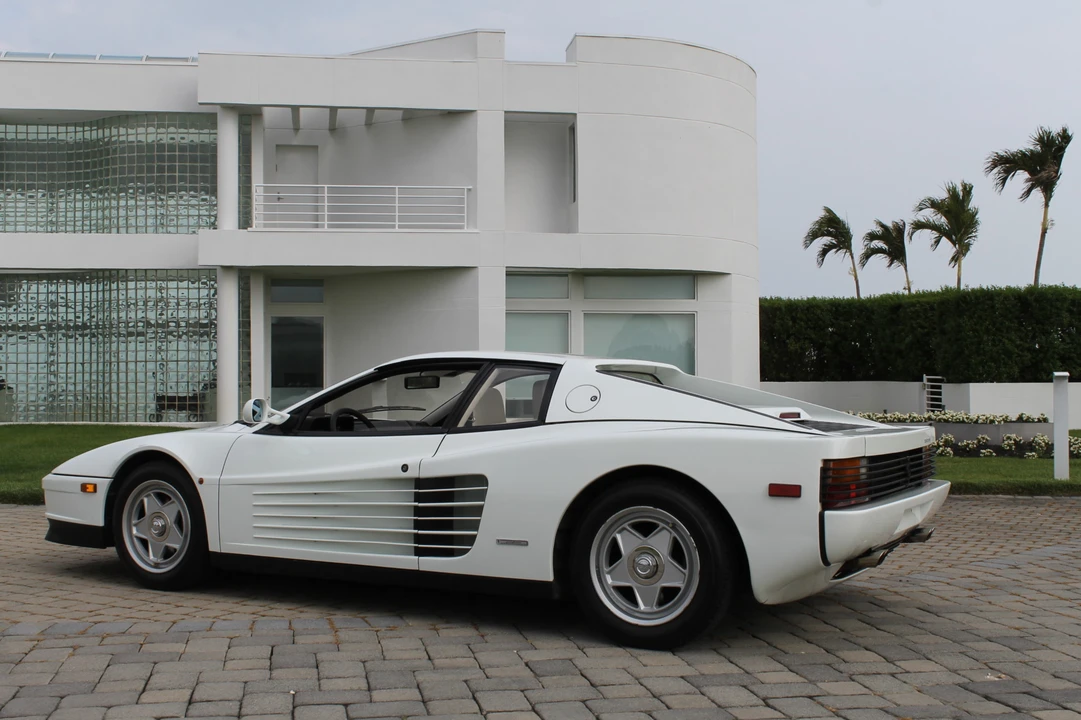 1986 Ferrari Testarossa - Image 29 of 31