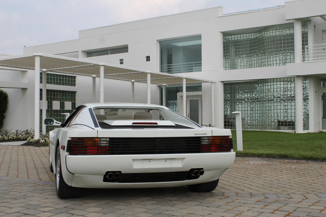 1986 Ferrari Testarossa - Image 24 of 31