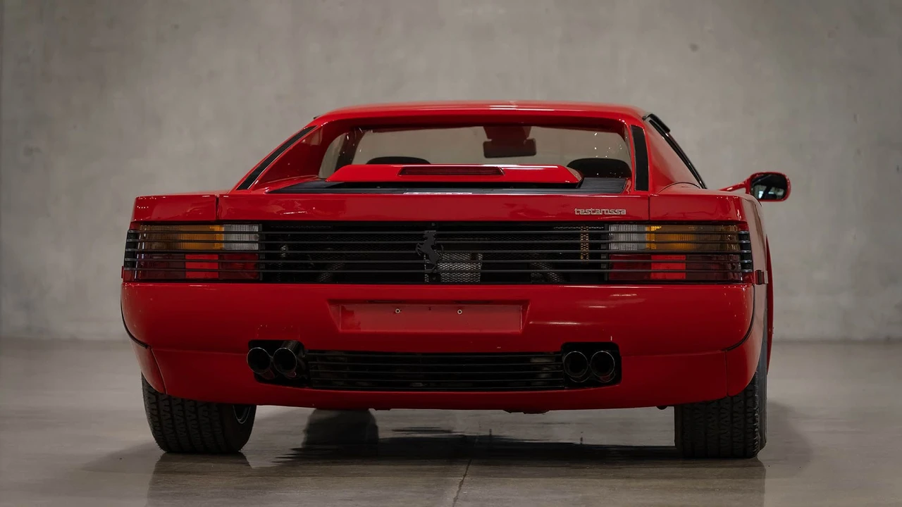 1986 Ferrari Testarossa - Image 10 of 31