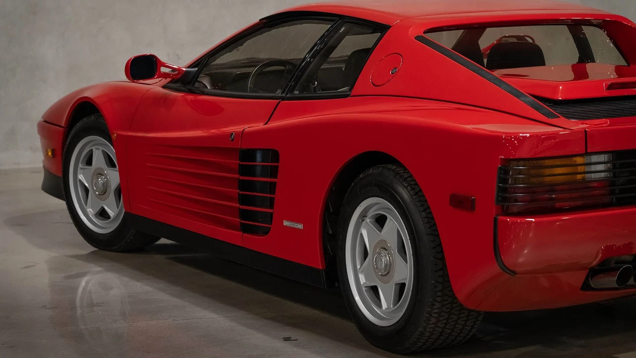 1986 Ferrari Testarossa - Image 23 of 31
