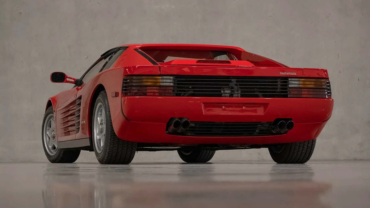1986 Ferrari Testarossa - Image 15 of 31