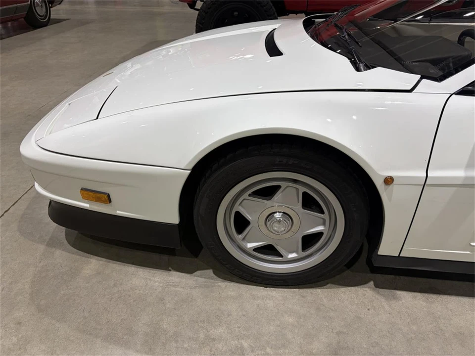 1986 Ferrari Testarossa - Image 12 of 31