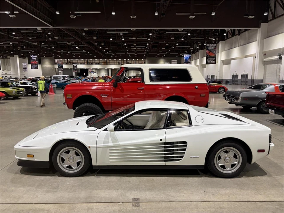 1986 Ferrari Testarossa - Image 11 of 31