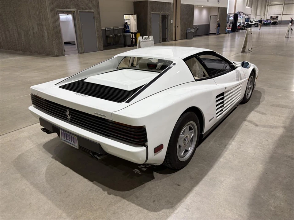 1986 Ferrari Testarossa - Image 17 of 31