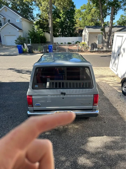 1986 Ford Bronco 3rd Gen - Image 3 of 12