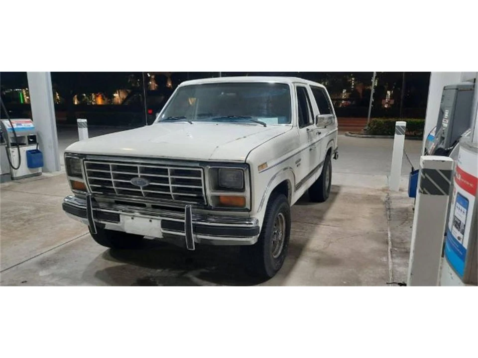 1986 Ford Bronco 3rd Gen - Image 17 of 30