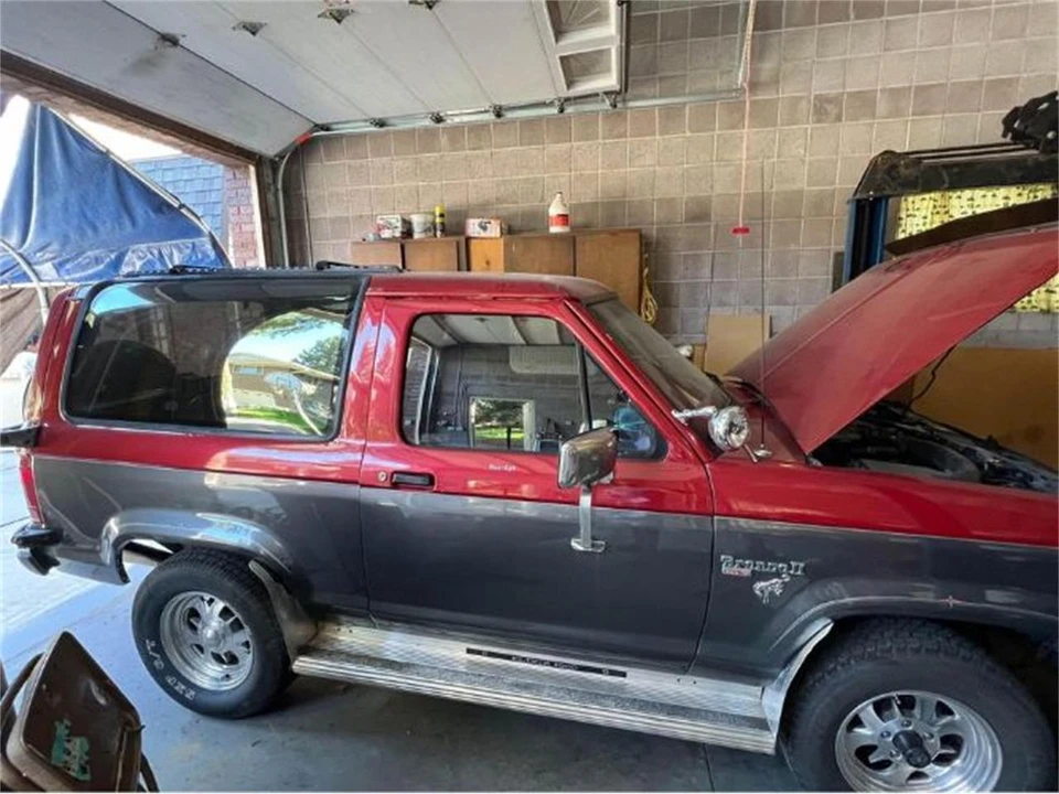 1986 Ford Bronco 3rd Gen - Image 10 of 12