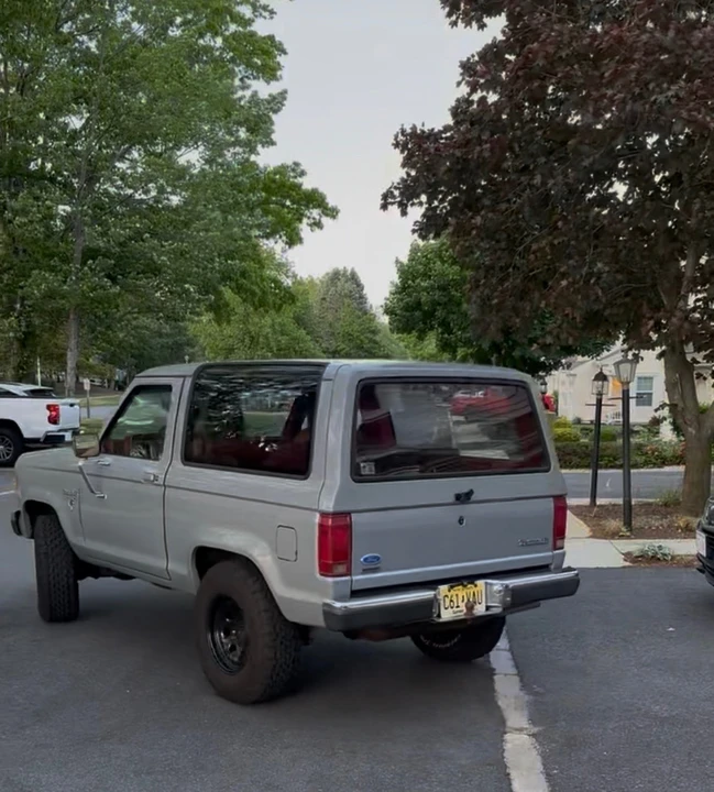 1986 Ford Bronco II - Image 2 of 14