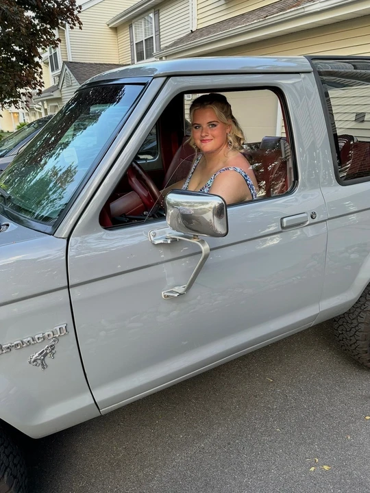 1986 Ford Bronco II - Image 8 of 14