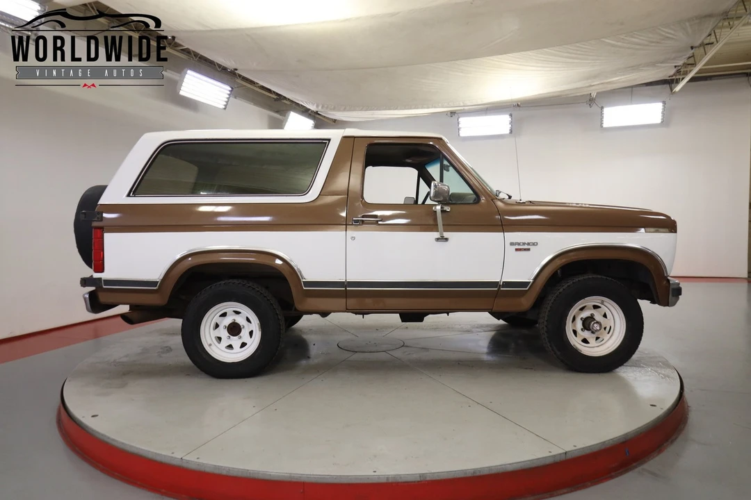 1986 Ford Bronco 3rd Gen - Image 4 of 12