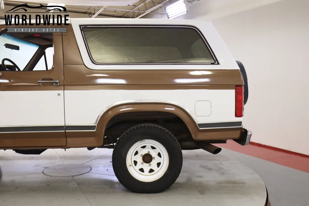 1986 Ford Bronco 3rd Gen - Image 10 of 12