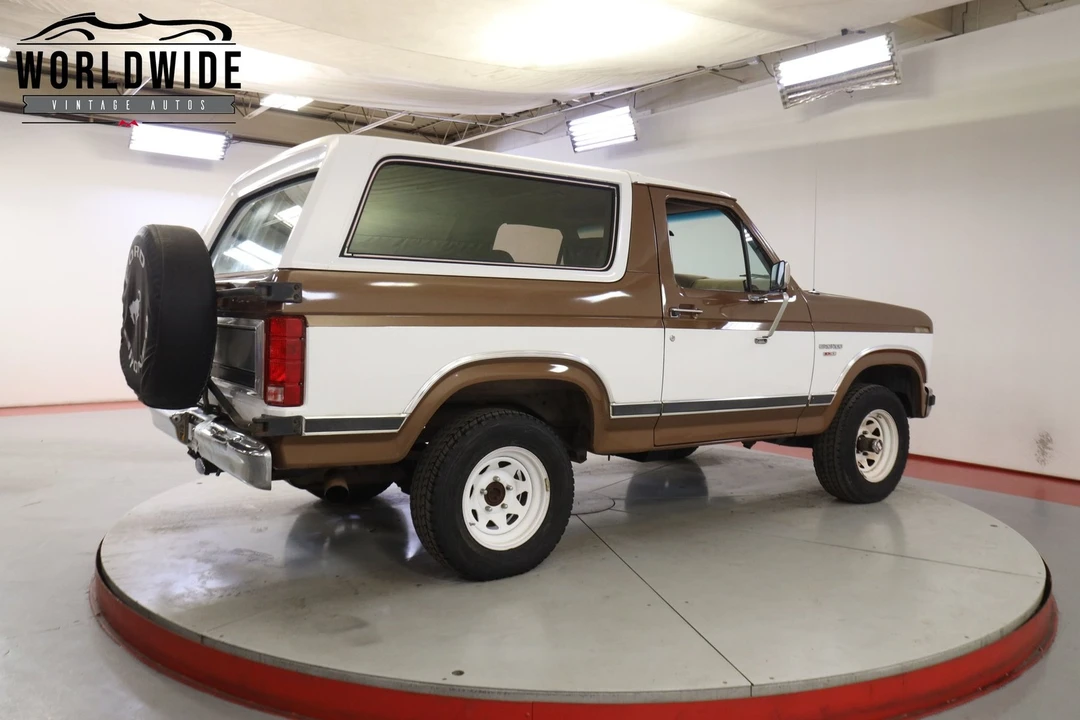1986 Ford Bronco 3rd Gen - Image 6 of 12